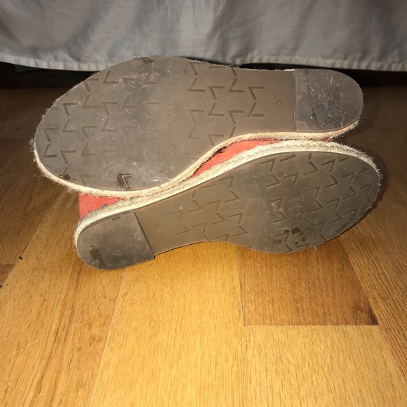 Red/Orange Marc Fisher Wedges - Picture 3 of 4